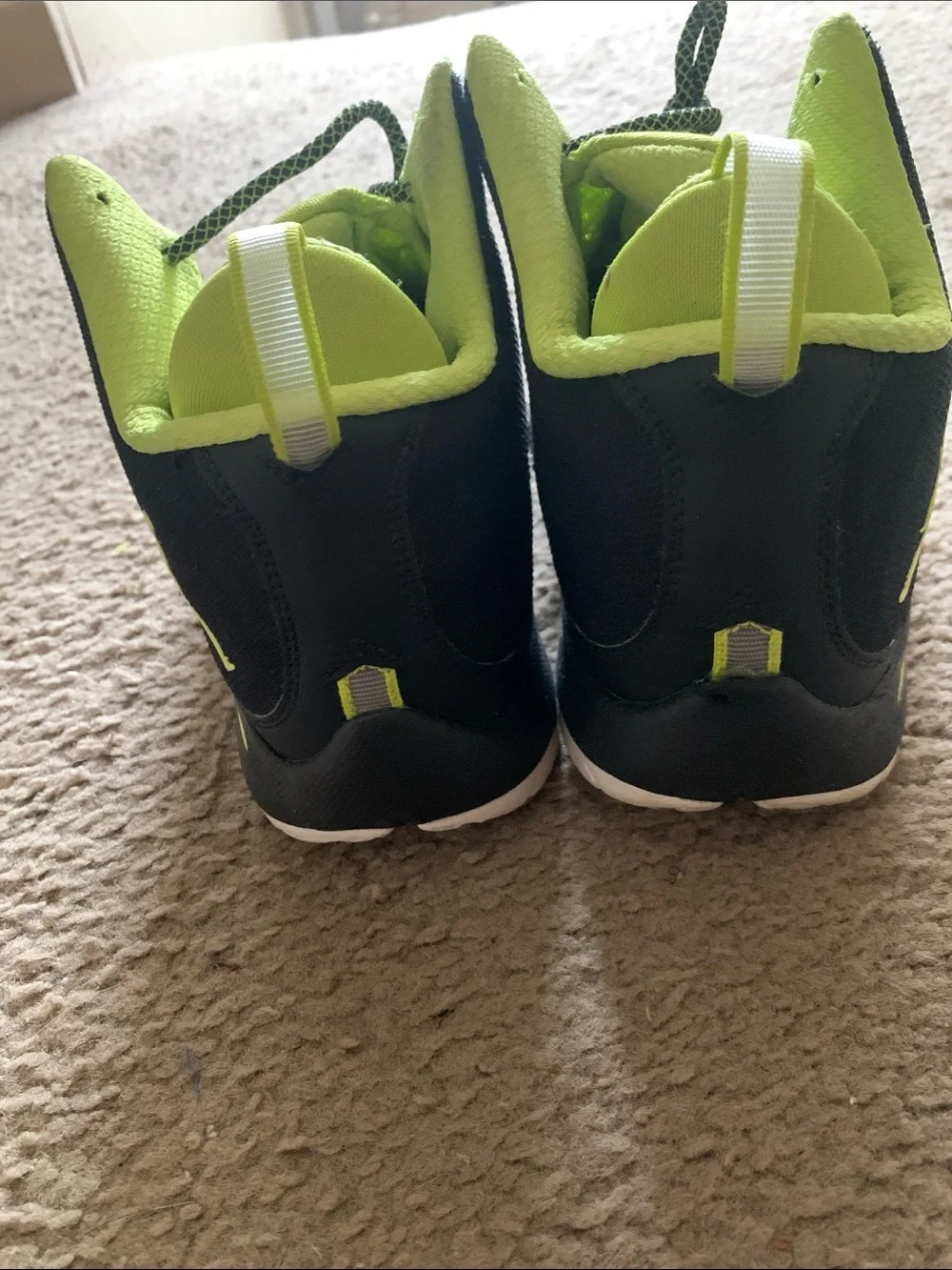 Jordan Super.Fly 2 Men’s Black and Volt High-Top Basketball Shoes